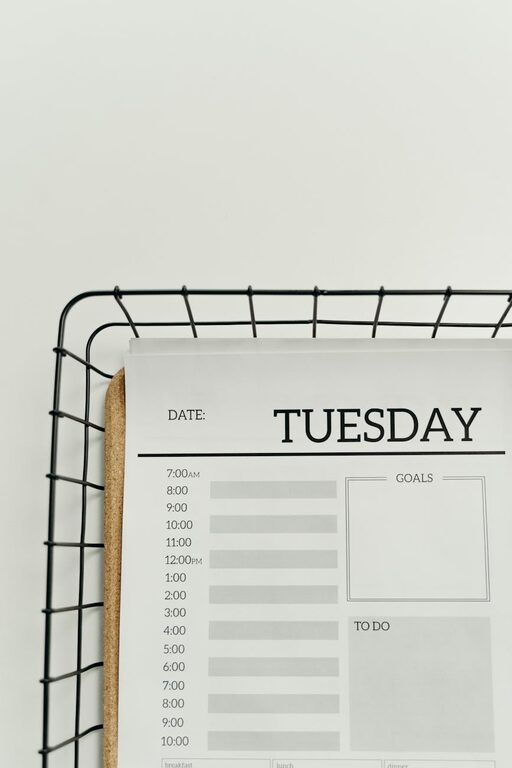 Ghid practic pentru organizarea eficientă a timpului în viața de zi cu zi